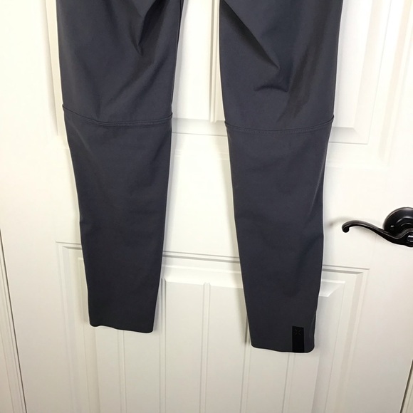 Ten Thousand Interval Pant in Iron. - Picture 8 of 9